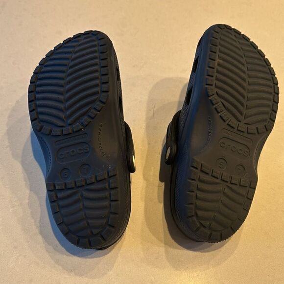 Crocs  blue with charms, women’s 7 men’s 5 everyone wants a pair. - Picture 6 of 8